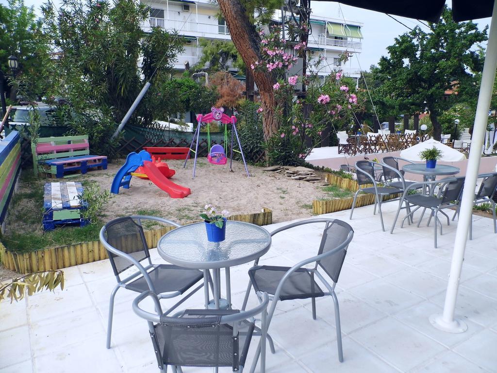 Golden Beach Hotel Метаморфоси Экстерьер фото