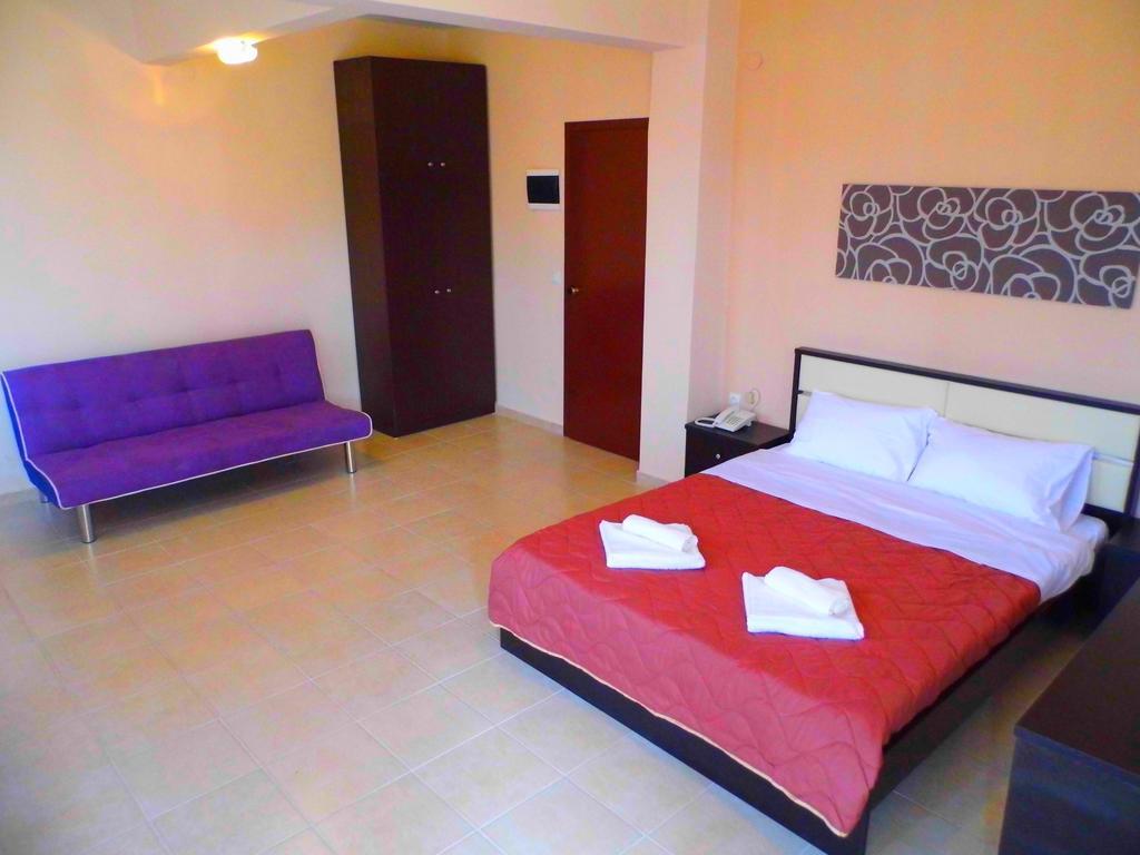 Golden Beach Hotel Метаморфоси Экстерьер фото