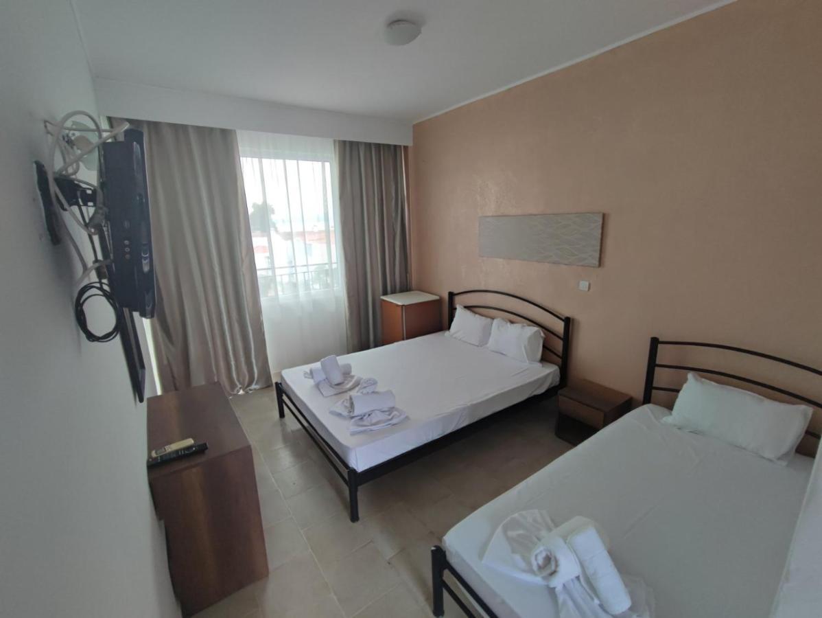 Golden Beach Hotel Метаморфоси Экстерьер фото