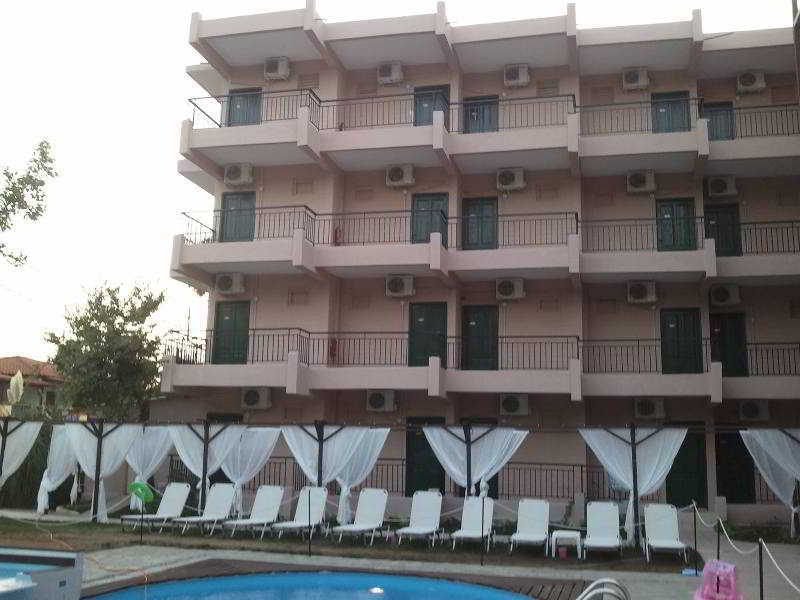 Golden Beach Hotel Метаморфоси Экстерьер фото