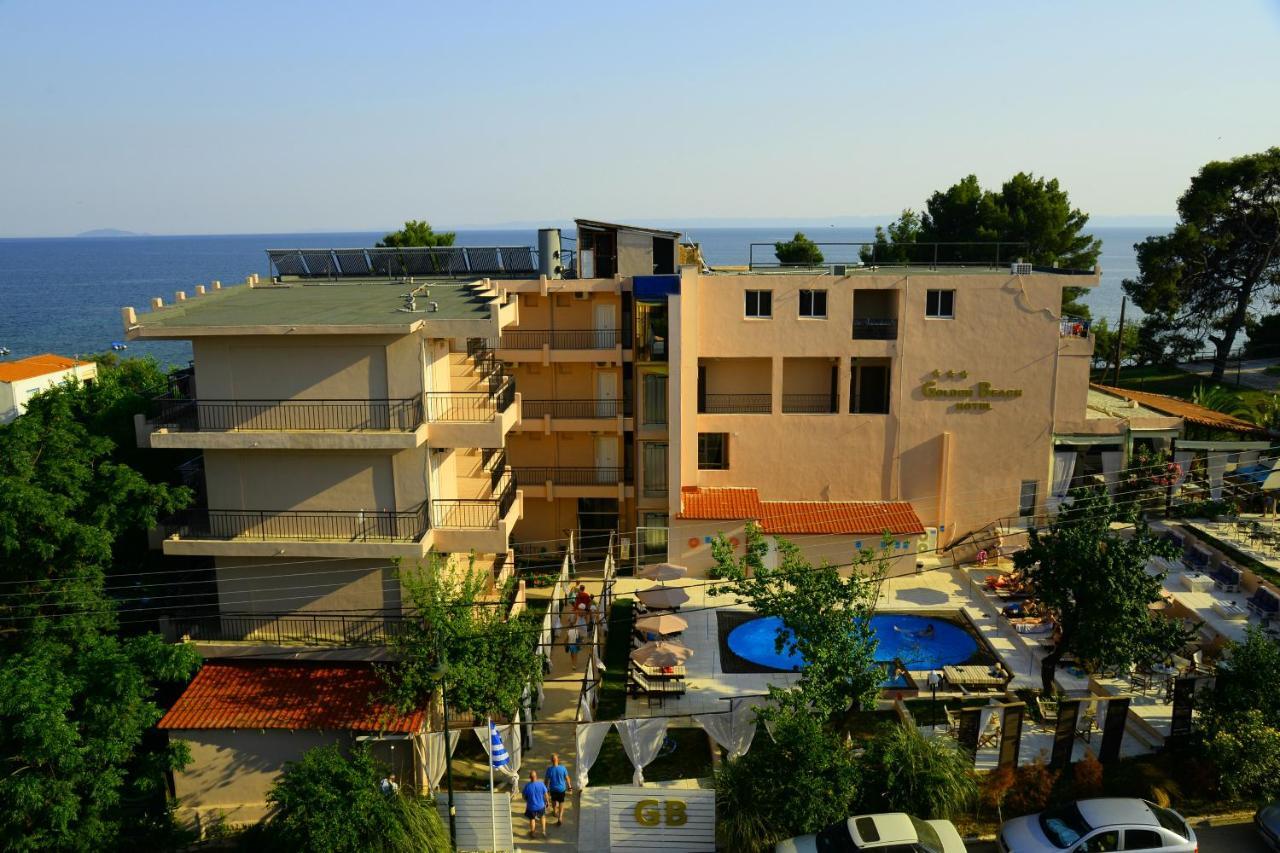 Golden Beach Hotel Метаморфоси Экстерьер фото
